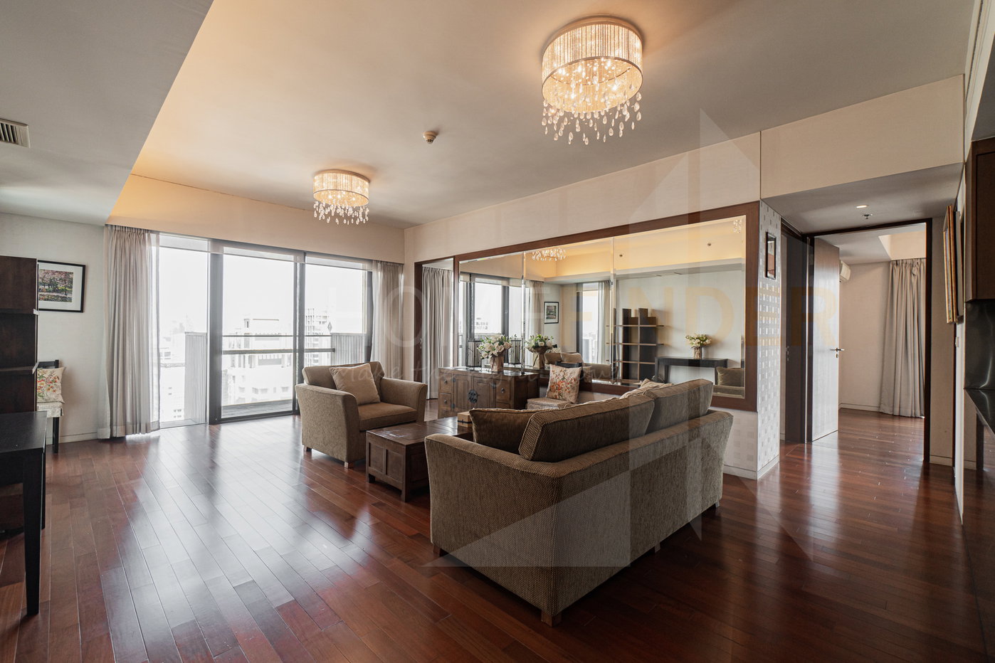 รูป Hansar Rajdamri 2 bedrooms, for rent - รูปที่ 1/10