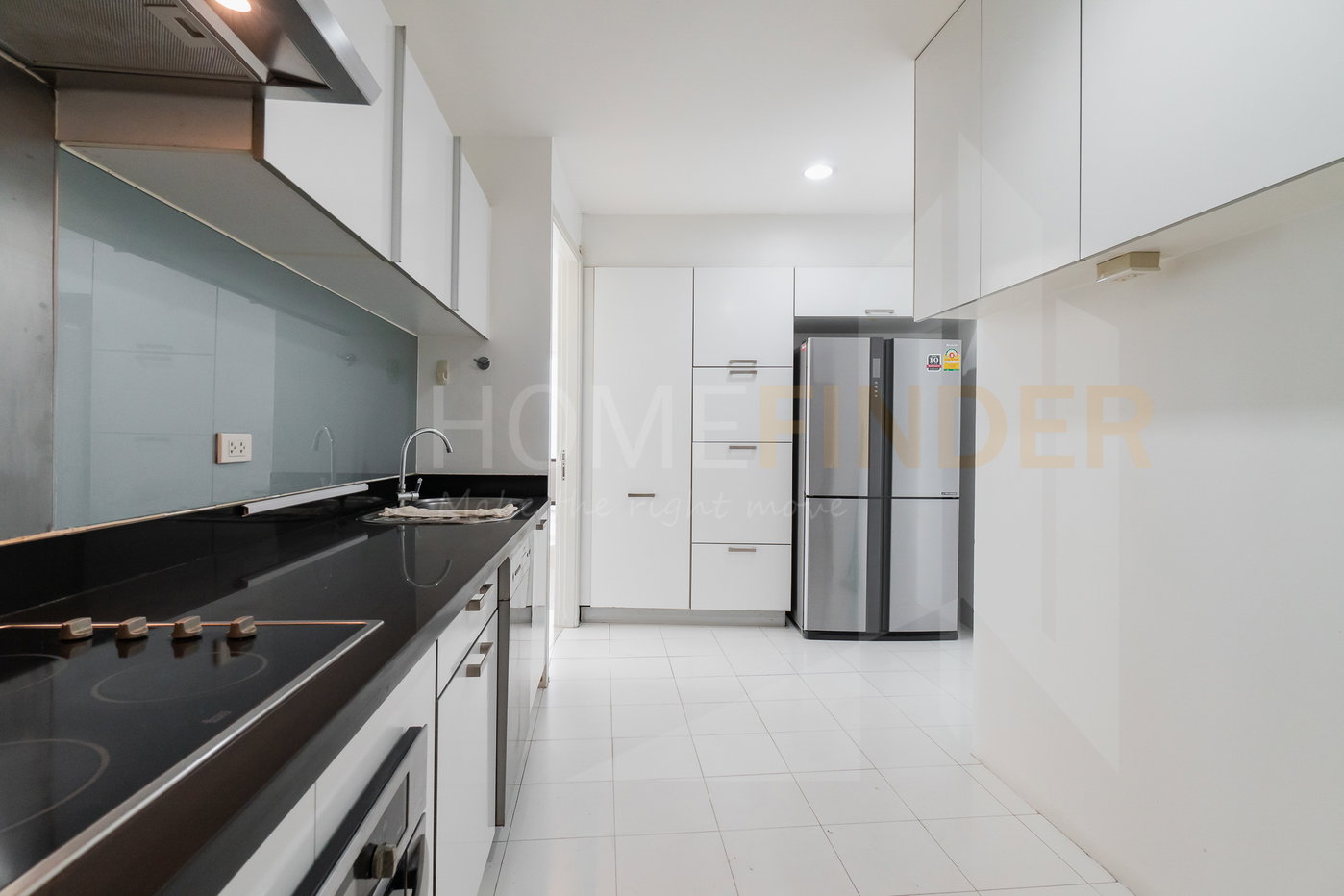 รูป Baan Rajprasong condominium 3 bedrooms, for rent - รูปที่ 20/24