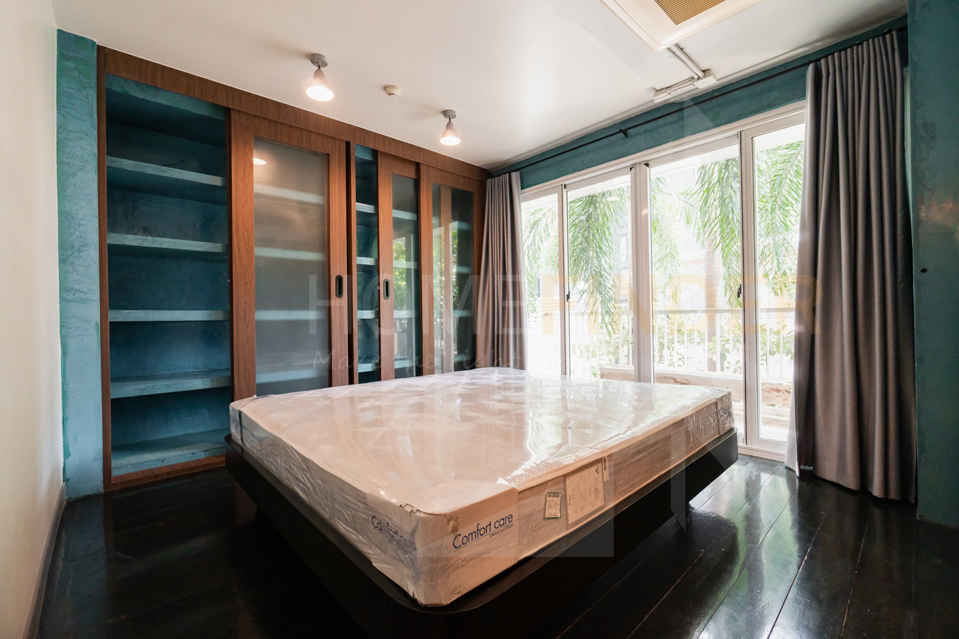 รูป Urbana Sukhumvit 15 3 bedrooms, for rent - รูปที่ 8/19