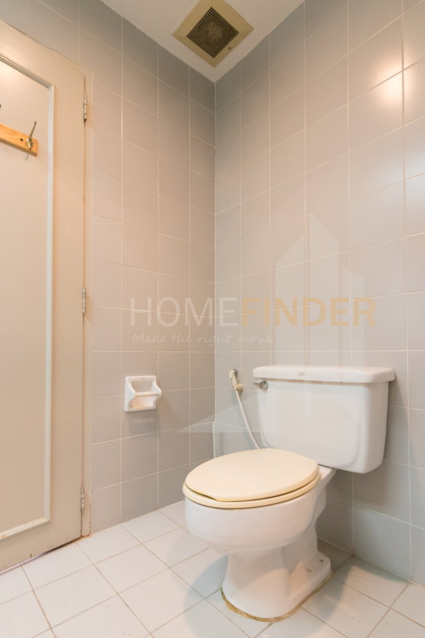 รูป Baan Yen Akard Condominium 3 bedrooms, for rent - รูปที่ 7/16