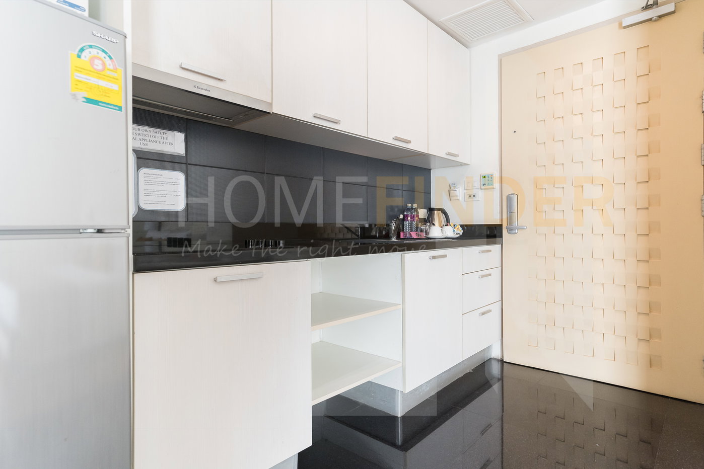 picture The Bless Hotel & Residence 1 bedroom, for rent - 4/9
