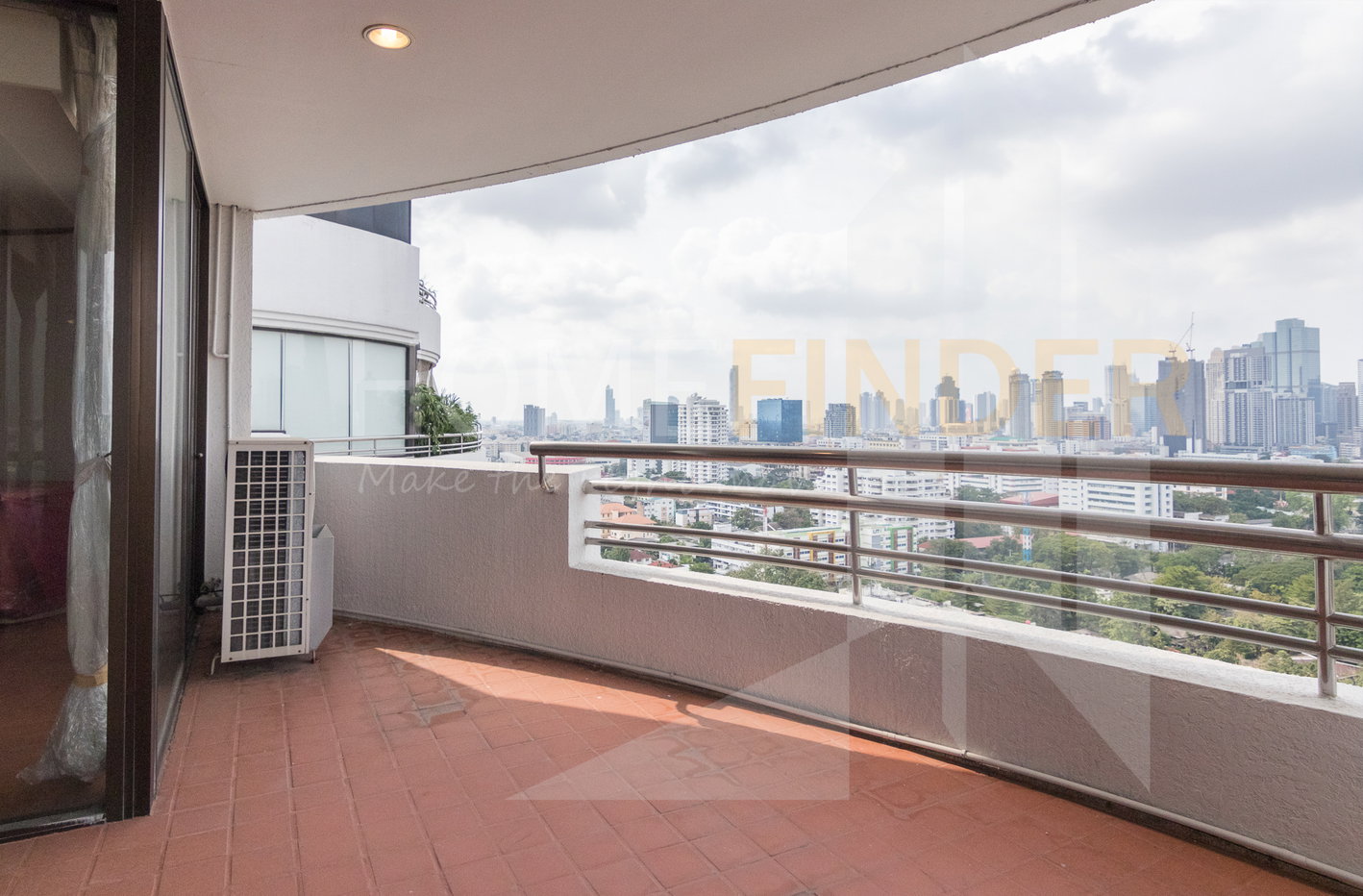 picture Baan Yen Akard Condominium 4 bedrooms, for rent - 12/17