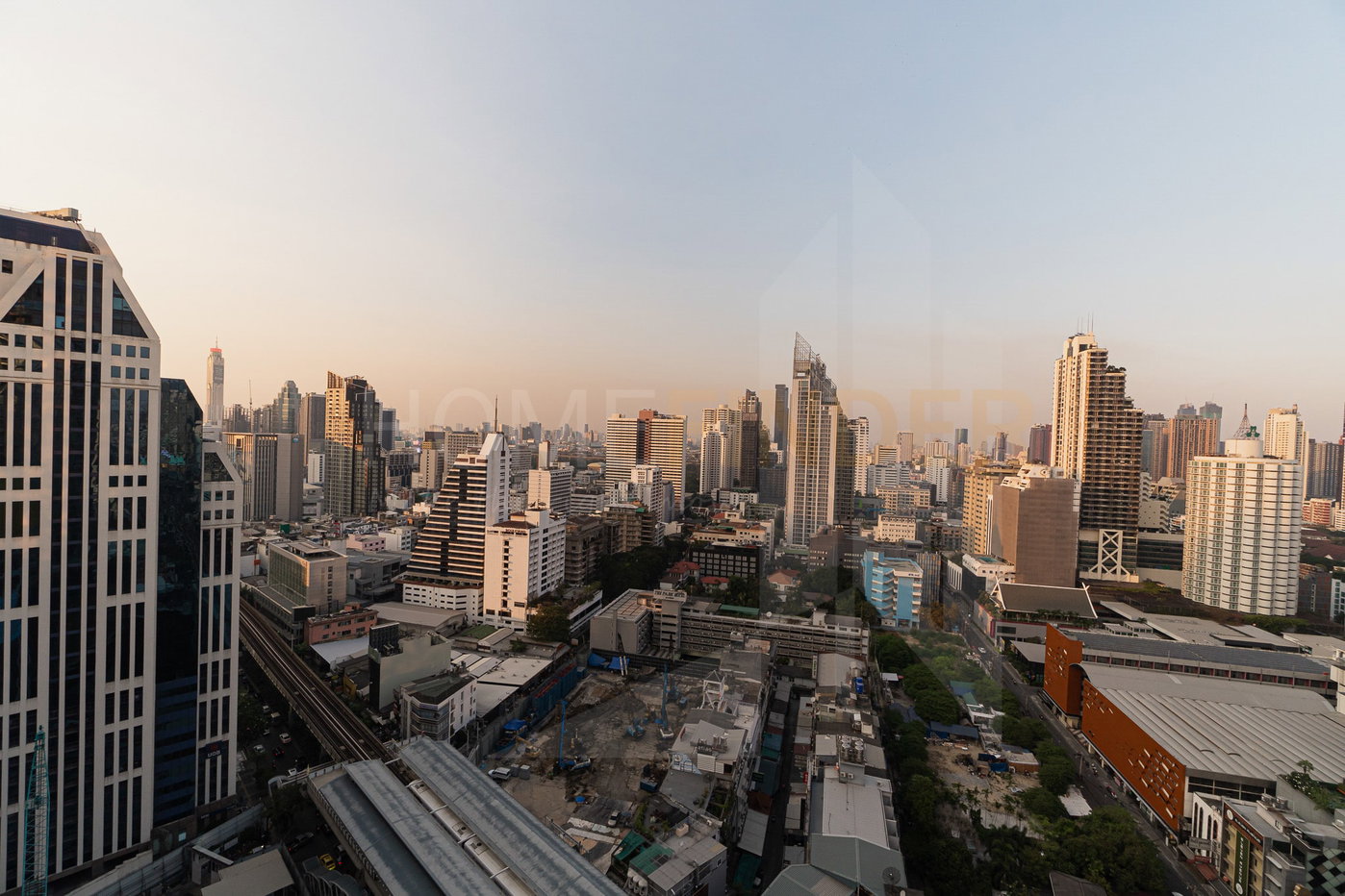 รูป Q 1 Sukhumvit 2 bedrooms, for rent - รูปที่ 14/14