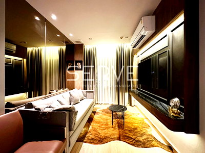 Condos for sale : 🔥All New Renovation 1 Bed with Bathtub Next to BTS Thong Lo at Noble Remix Condo / For Sale