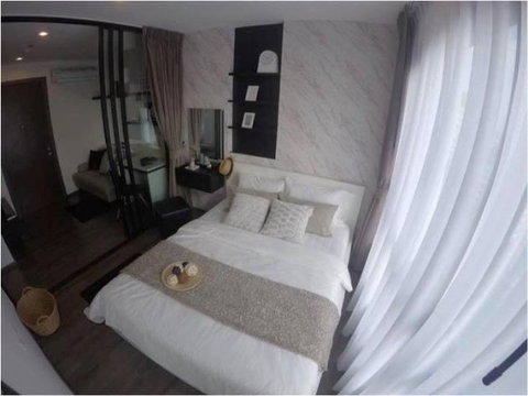 เช่า The Base Park West (ชั้นสูง ห้องสวย) 1B1B LineID : @Rizzestate (มี@ ข้างหน้า)