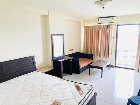 G7567🚨中国客户，请加微信。(在联系方式的旁边)For rent ARC condominium Line ❤️💜@condopremium💜❤️