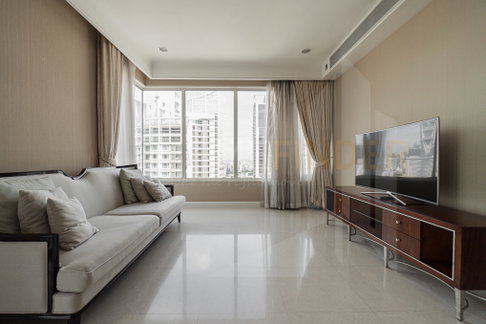 Q Langsuan 3 bedrooms, for rent