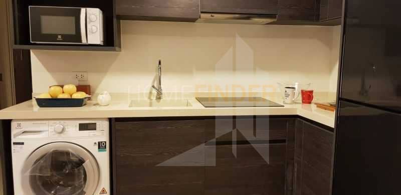 picture Downtown 49 2 bedrooms, for rent - 4/6