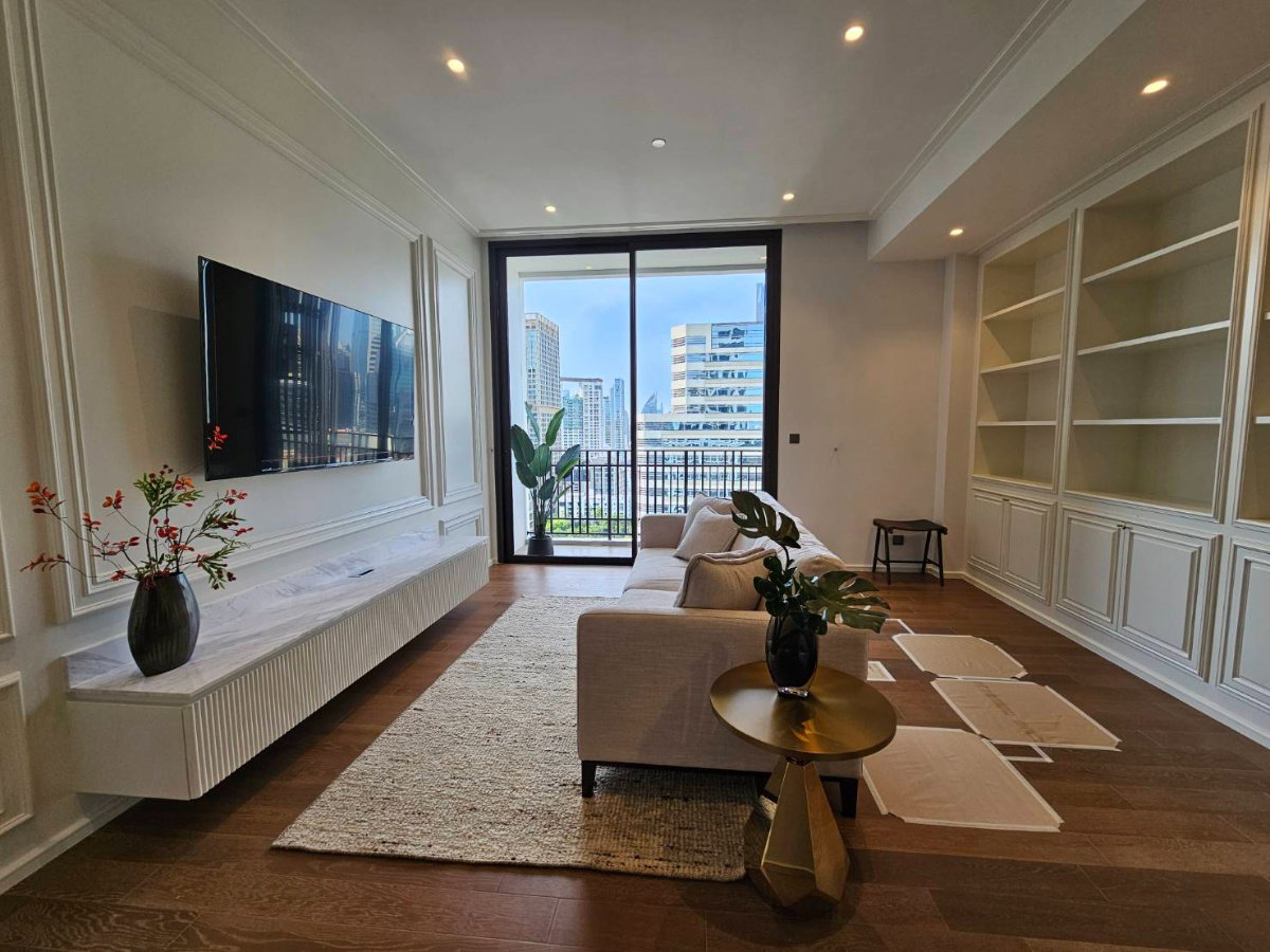 🔥🔥🔥BRAND NEW !! MUNIQ LANGSUAN 2 BED FOR RENT MOVE NOW