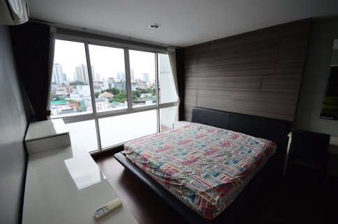[ขายห้องใหญ่ ทิศเหนือไม่ร้อน! P-129559] ดี 65 (D 65) ใกล้ BTS เอกมัย-พระโขนง เขตวัฒนา 085-592-2897 Line: @easythaihome