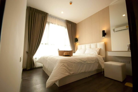 ห้องว่างพร้อมเช่า The Base Park east (ชั้นสูง ห้องสวย) 1B1B LineID : @Habitant (มี@ ข้างหน้า)