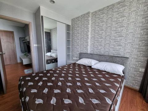 ห้องว่างพร้อม The Base Sukhumvit 77 1B1B LineID : @Habitant (มี@ ข้างหน้า)