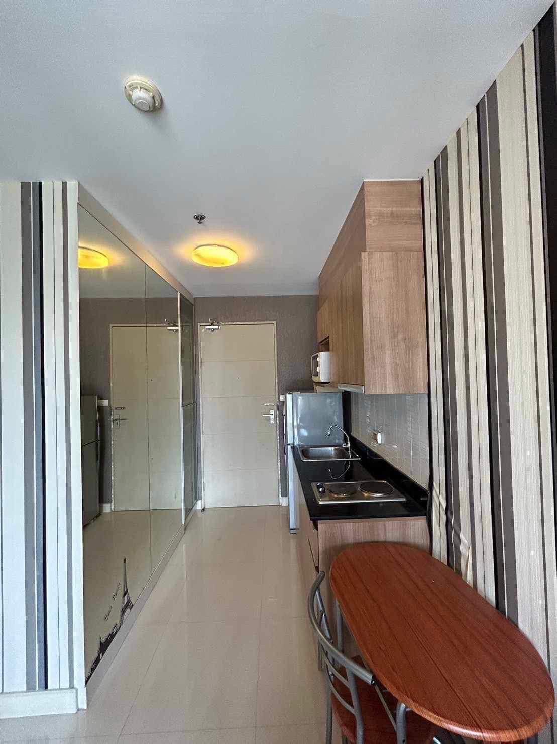 For rent , ideo ladprao5 , 33 sqm.
