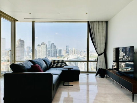 LTH9210 โ€“ Condo in Sathorn FOR SALE 2 beds 2 bath size 117ย Sq.m. near BTS Saphan Taksin Station ONLY 46.865 MB