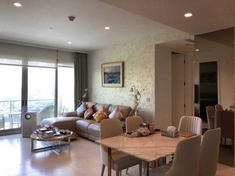 LTHC6839 โ€“ 185 Rajadamri FOR SALE 2 beds 2 baths Size 112.42 Sq.M.Near BTS Ratchadamri stations ONLY 45 MB