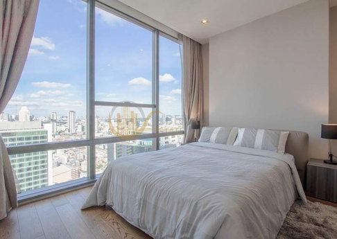 LTH1831 โ€“ The Bangkok Sathorn FOR SALE 2 beds 2 baths size 123 Sq.M. BTS Surasak station ONLY 33.7 MB