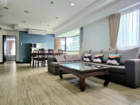LTHC9266 – Condo in Phrom Phong FOR RENT 2 beds 3 baths size 129 Sq.m. near BTS Phrom Phong Station ONLY 55k/Month