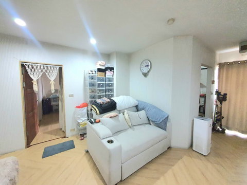 Payatai plaza 1bedroom connected to BTS phayathai