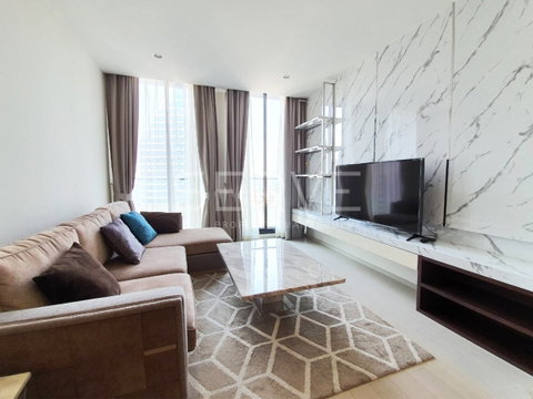 Luxury Style Corner Unit 2 Beds Good View & Perfect Location BTS Phloen Chit at Noble Ploenchit Condo / Condo For Rent