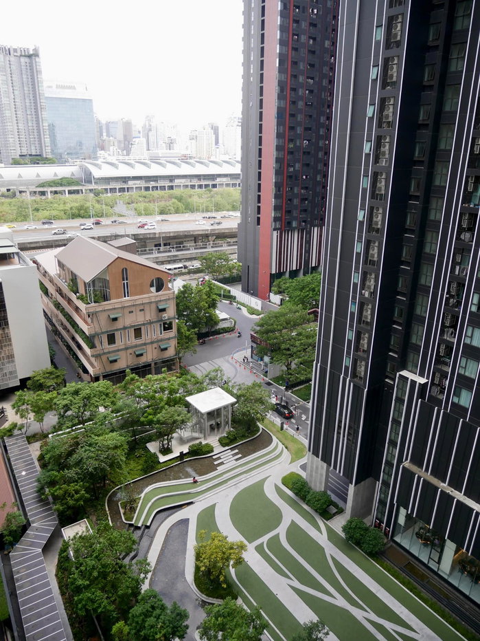 picture Life Asoke-Rama 9 for sell 4.29 MB. - 4/18