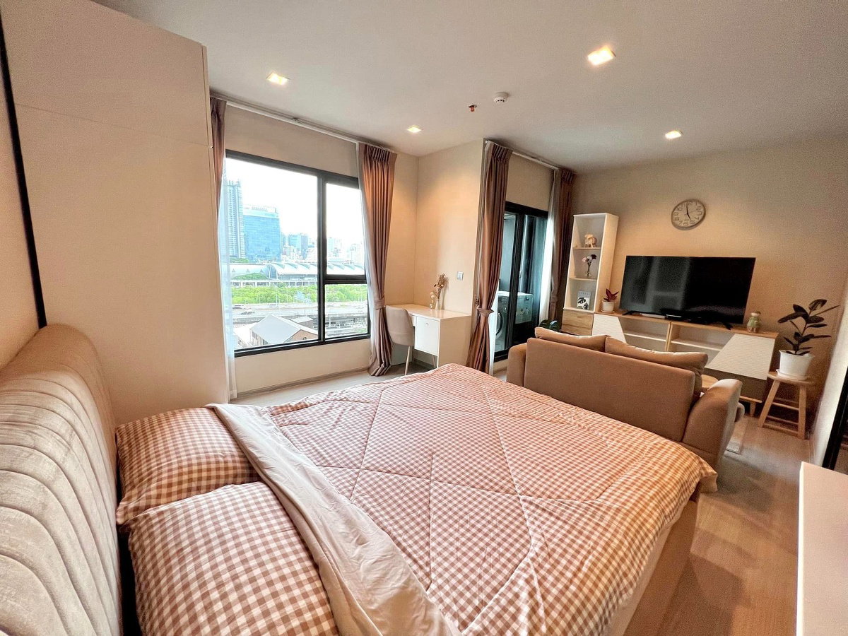 picture Life Asoke-Rama 9 for sell 4.29 MB. - 2/18