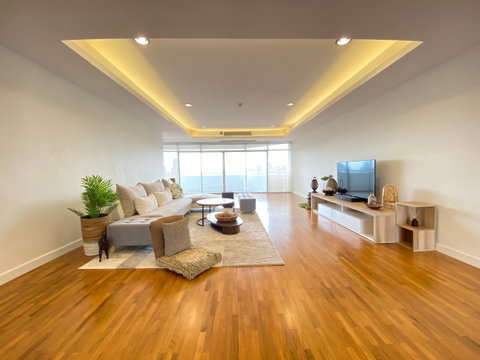 LTHC9405 – La Cascade FOR RENT size 290 sq.m. 4 beds 3 baths near BTS Ekkamai Station ONLY 160k/Month