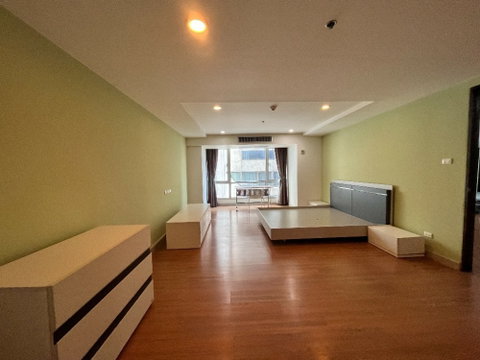 เดอะ เทรนดี้ คอนโดมิเนียม The Trendy Condominium ขนาด 74.17 ตร ม 1ห้องนอน 2 ห้องน้ำ