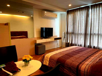 ขายคอนโด : -ขายด่วน-  15 Sukhumvit Residences  พร้อมอยู่   (S05-3494)