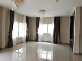 รูป Utrium +1 - รูปที่ 4/10