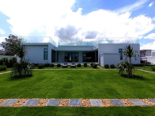 รูป Palm Lakeside Villas - รูปที่ 1/1
