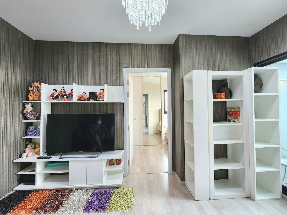picture Available. luxurious ** For rent, Plum Condo Central Station++ has a washing machine. and bathroom glass divider++ 4 air conditioners - 30/94