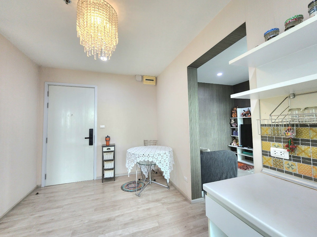 picture Available. luxurious ** For rent, Plum Condo Central Station++ has a washing machine. and bathroom glass divider++ 4 air conditioners - 22/94
