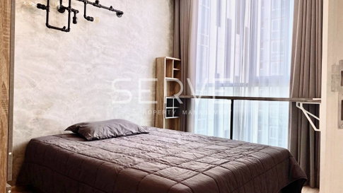 Newly Room 1 Bed 1 Bath 25.9 Sq.m. High fl. 20+ Good Location Next to MRT Thailand Cultural Centre 80 m. / Condo For Rent Noble Revolve Ratchada 1