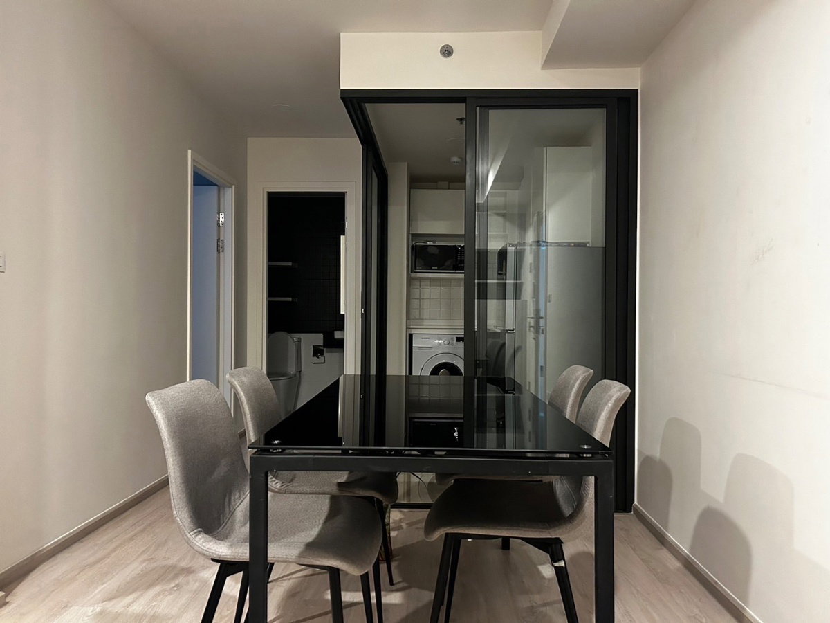รูป ให้เช่า Escent Park Ville Condo 2 ห้องนอนในเซ็นทรัลเฟสพร้อมเข้าอยู่ได้เลยวันนี้ !! - รูปที่ 3/10