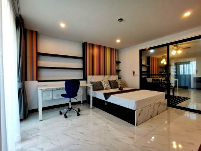 Condos for sale : [P-134136] Sold with Tenant! High ROI 4.29M, ITF Silom Palace, Silom-Naradhiwas Zone 085-592-2897 Line: @easythaihome
