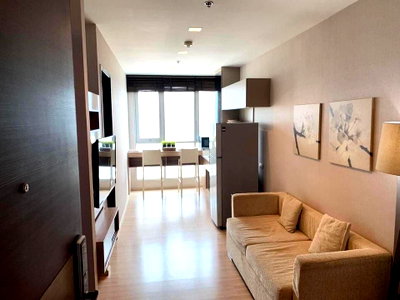 คอนโดให้เช่า : 💖🏠 For rent , rhythm sathorn 35 sqm.