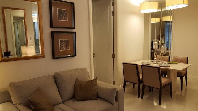 รูป For rent Q Langsuan (คิว หลังสวน) 2นอน 2น้ำ แต่งสวย หรูหรา LH-RW003524 - รูปที่ 3/8