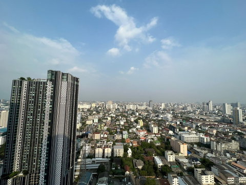 For Rent : Life Ladprao Valley (ST-02) (Close to MRT Ladprao )