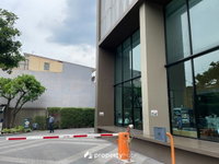 Facility 10