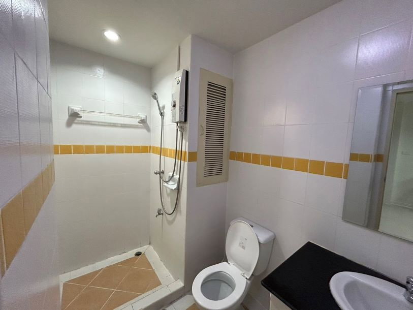 picture Condo for rent - Bangyai Square B2 34 Sqm. Near MRT Talad Bang Yai fully furnished and ready to move in - 9/9