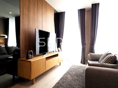 Condos for sale : 🔥Nice Decorate & Hot Deal 252K/Sq.m.🔥 Studio with Garden view Ploenchit Area Directly connecting to BTS at Noble Ploenchit Condo/ Condo For Sale