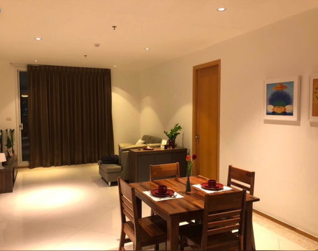  Empire Place. 2นอน 100ตร.ม. Line id: @pfagent