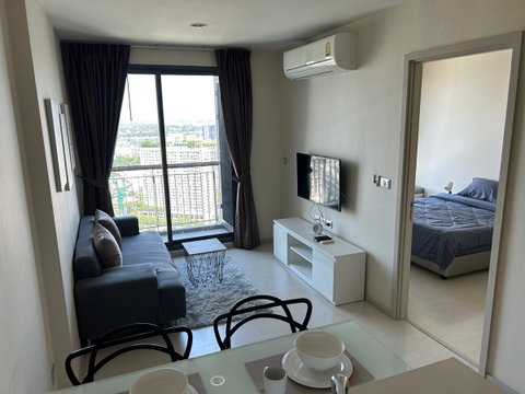 LTH9661 – Rhythm Sukhumvit 42 FOR SALE size 45 Sq. m. 1 bed 1 bath near BTS Ekkamai Station ONLY 8.8 MB