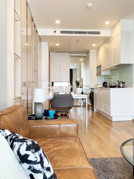 Condo For Rent Noble BE33 Good Location Close to BTS Phrom Phong 500 m.