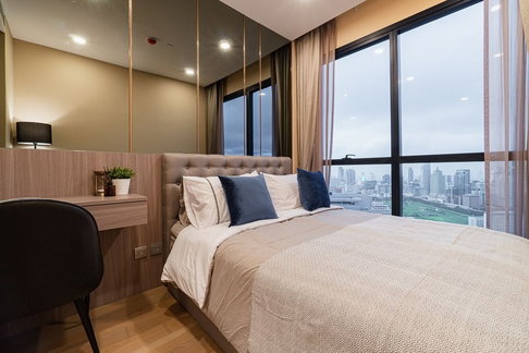 Ashton Chula - Silom【𝐒𝐄𝐋𝐋 & 𝐑𝐄𝐍𝐓】🔥ห้องโมเดิร์น เครื่องใช้ครบ ส่วนกลางแน่น กว้าง วิวเมืองกรุง ใกล้MRTสามย่าน  🔥 ติดต่อไลน์ไอดี: @hacondo