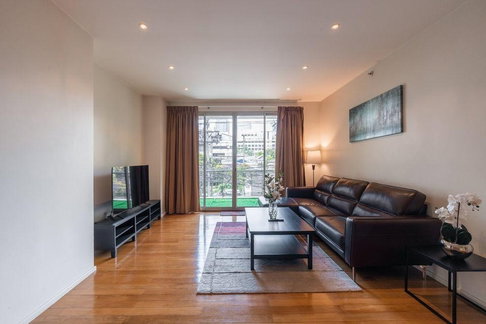 LTH9702 – The Legend Saladaeng FOR RENT size 113 Sq. m. 2 beds 2 batsh Near MRT Silom Station ONLY 65K/Month