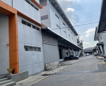 Warehouse for rent Bang Khun Thian 14 4th floor Size 1,249.350 sq m. Height 5.50 meters