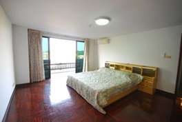รูป The Embassy House - รูปที่ 4/24