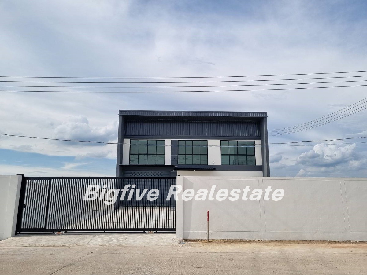   A66-179    ✨ โกดังใหม่ ย่านลาดหลุมแก้ว พร้อมออฟฟิศ 2 ชั้น พื้นที่ใช้สอยรวม 368 ตร.ม.✨
