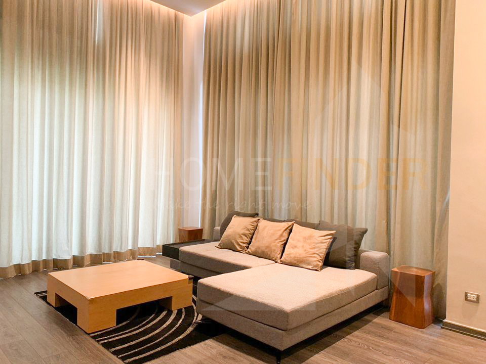 รูป The Crest Ruamrudee 3 bedrooms, for rent - รูปที่ 1/8